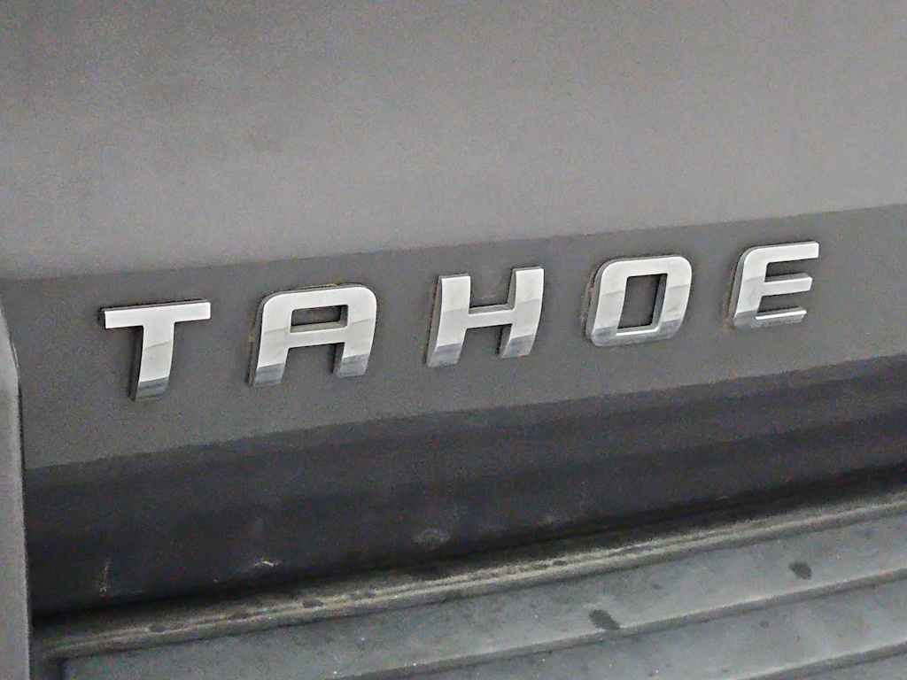 Thumbnail: 2015 Chevrolet Tahoe - 24