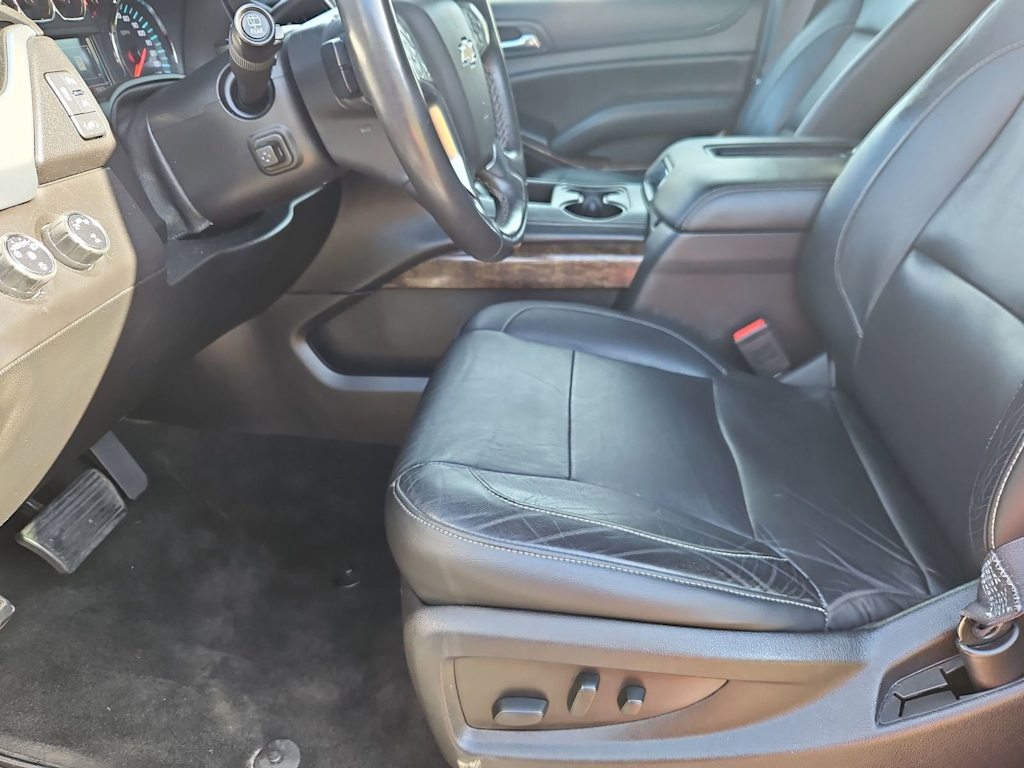 Thumbnail: 2017 Chevrolet Tahoe - 11