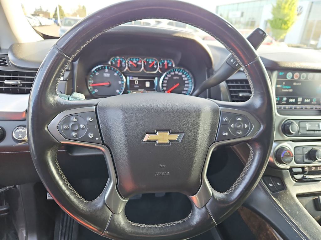 Thumbnail: 2017 Chevrolet Tahoe - 14