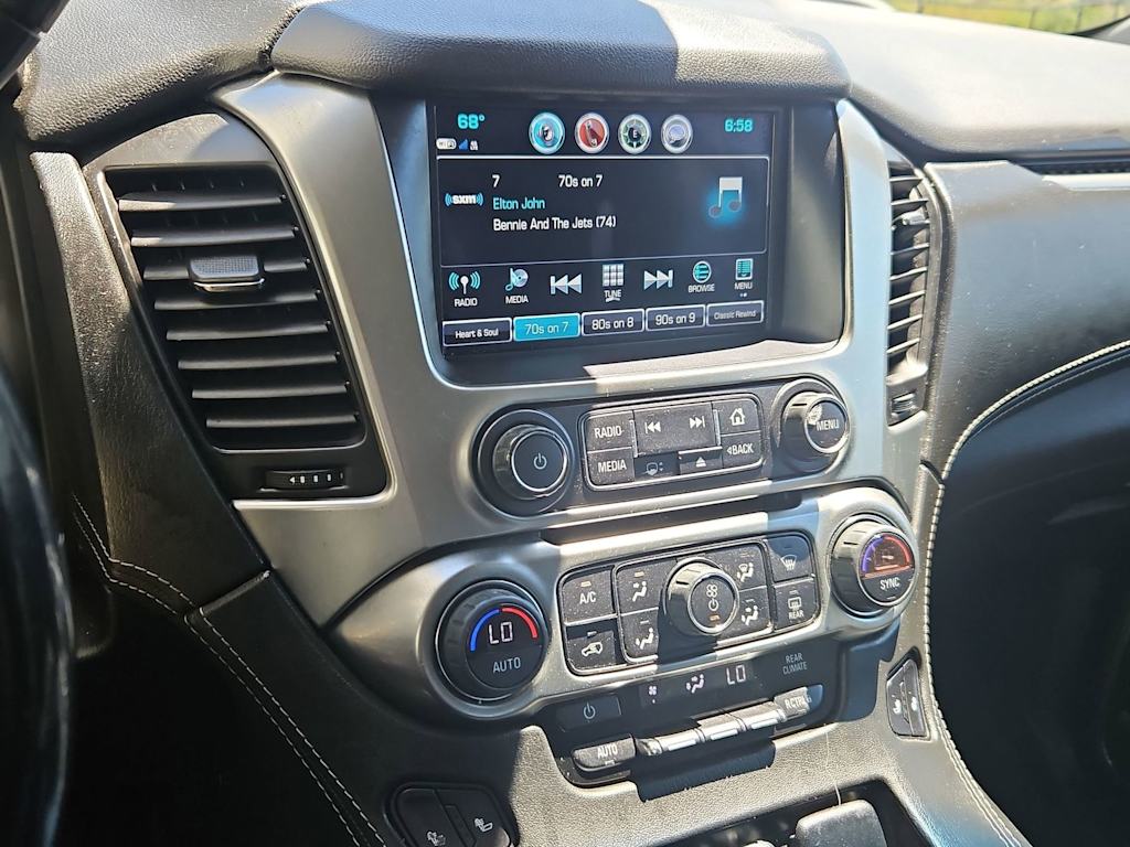 Thumbnail: 2019 Chevrolet Tahoe - 16