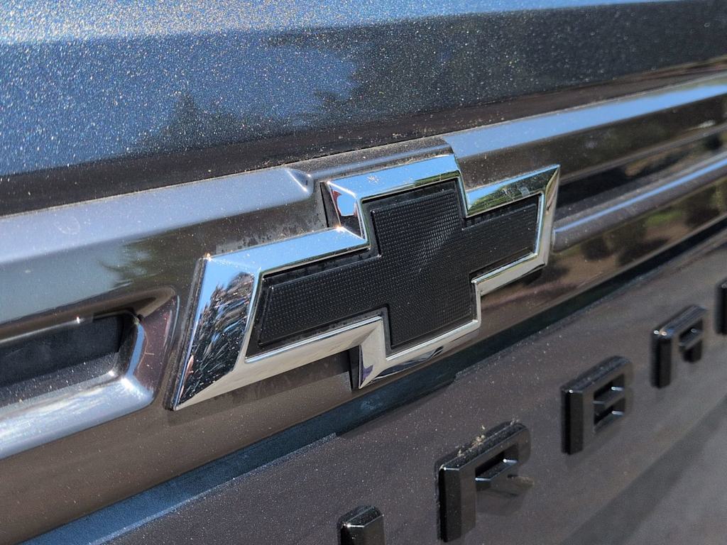 Thumbnail: 2021 Chevrolet Suburban - 7