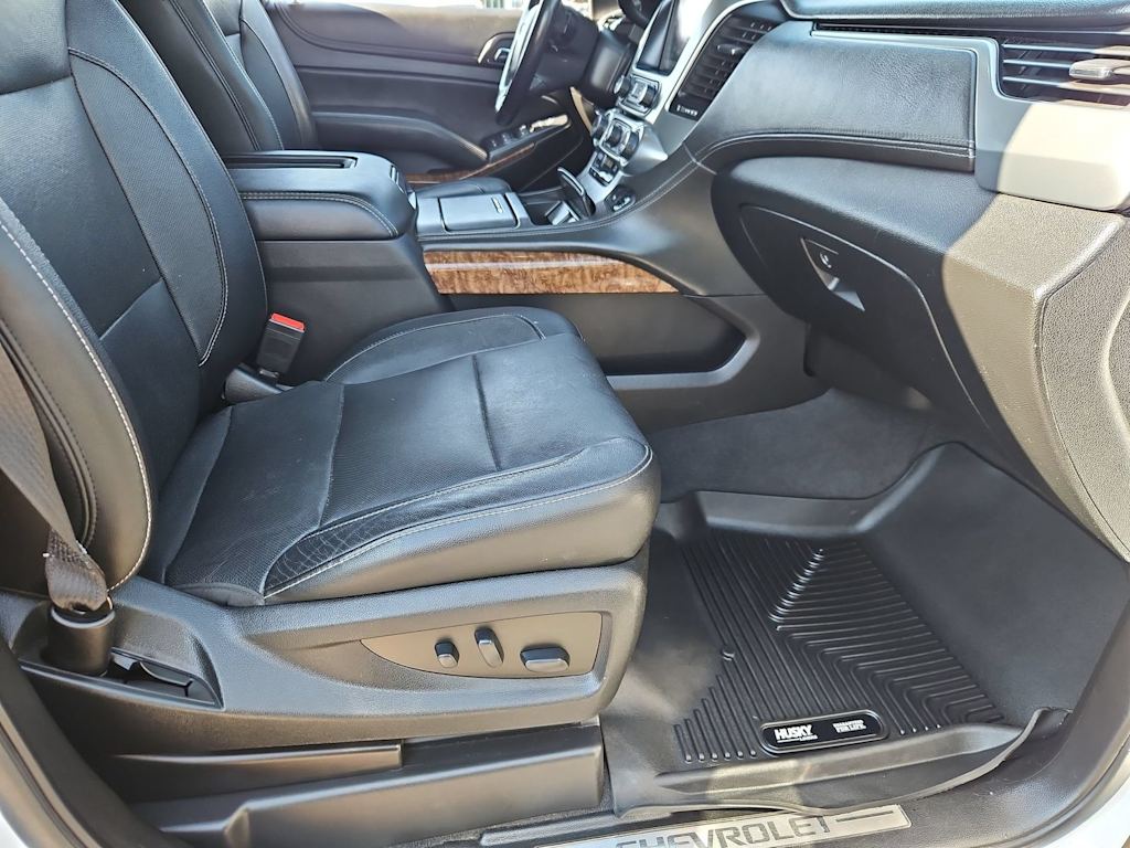 Thumbnail: 2020 Chevrolet Suburban - 12