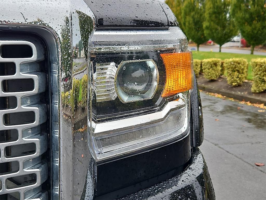 Thumbnail: 2017 GMC Sierra 3500 - 24