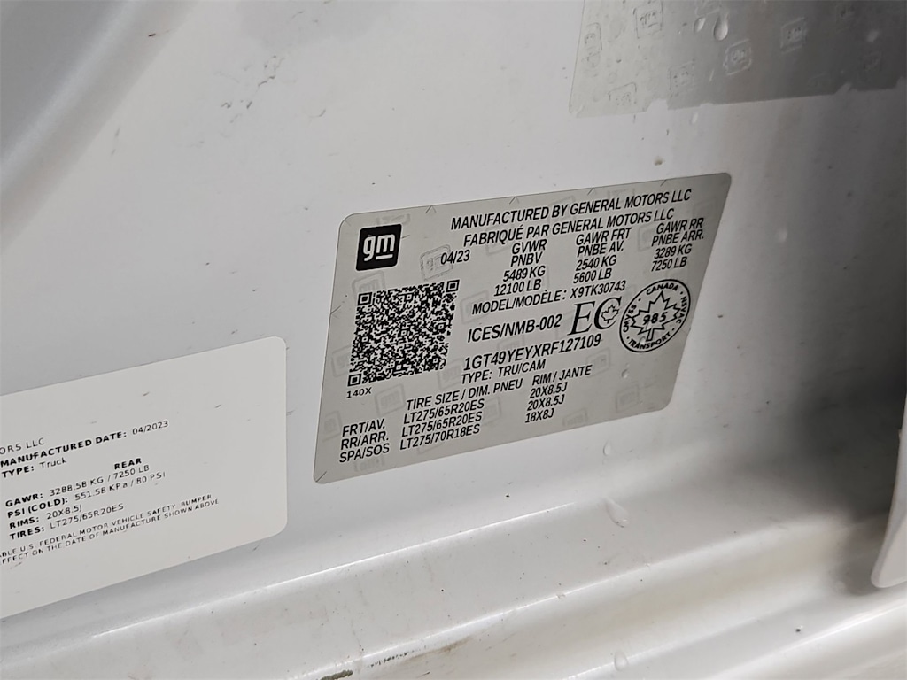 Thumbnail: 2024 GMC Sierra 3500 - 21