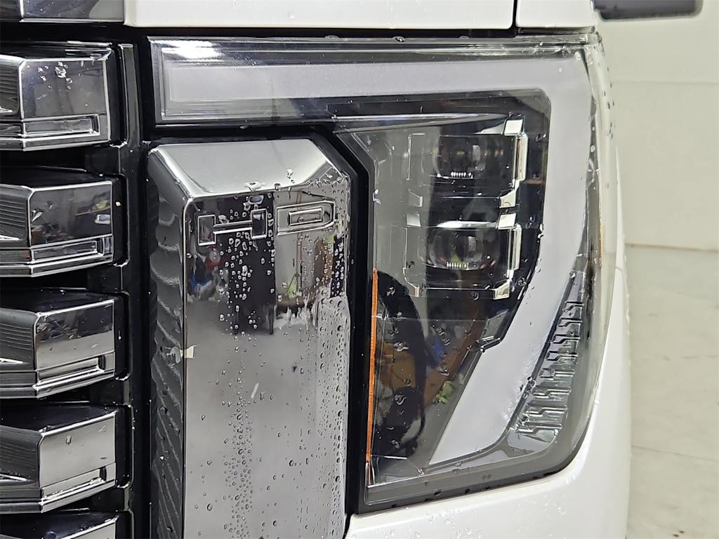 Thumbnail: 2024 GMC Sierra 3500 - 9