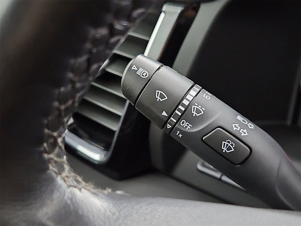 Thumbnail: 2024 GMC Sierra 3500 - 20