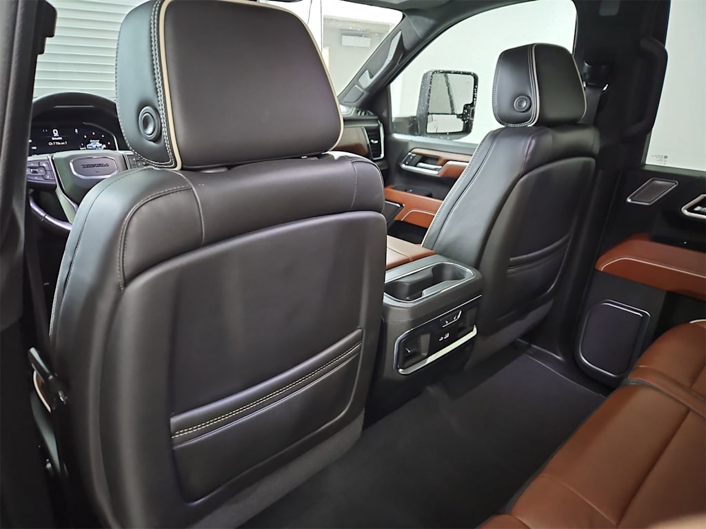 Thumbnail: 2024 GMC Sierra 3500 - 12