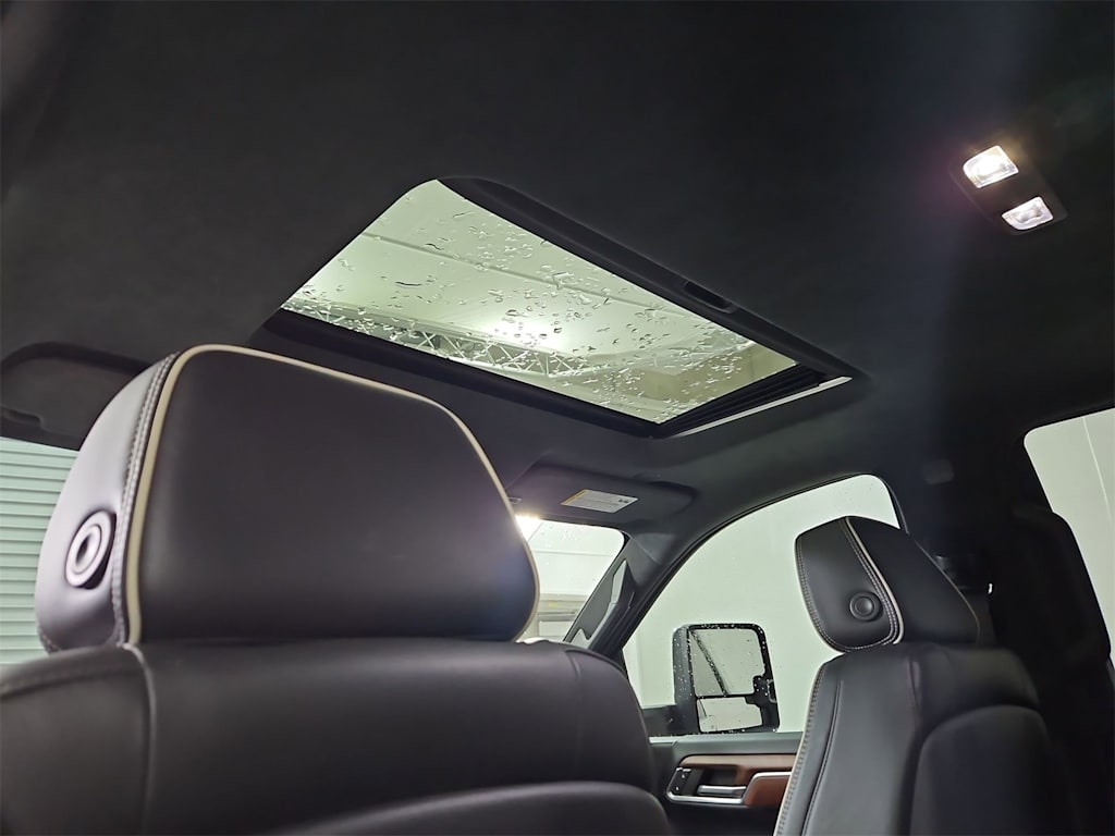 Thumbnail: 2024 GMC Sierra 3500 - 30