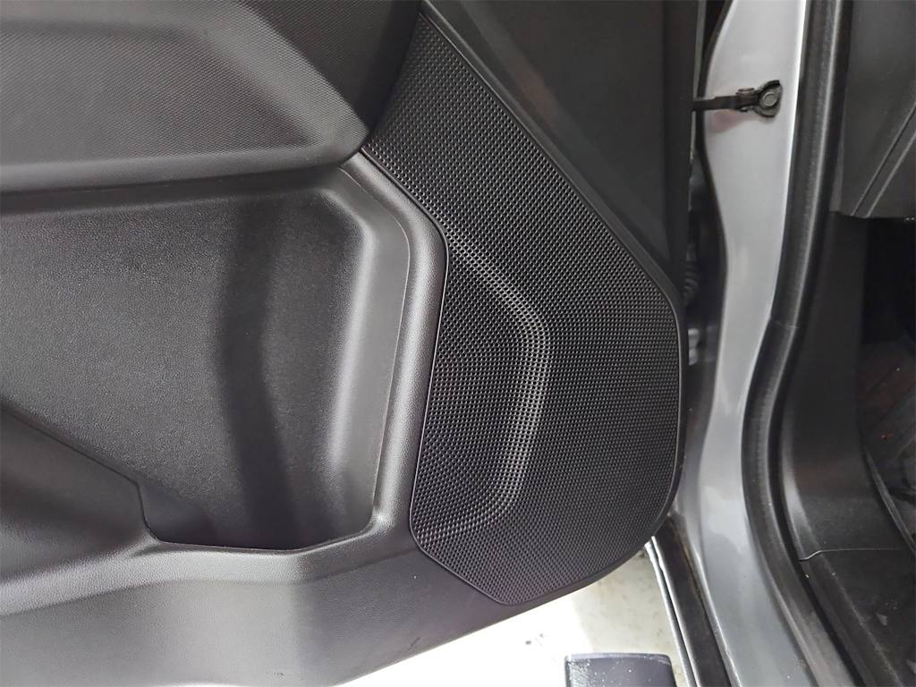 Thumbnail: 2024 GMC Canyon - 34