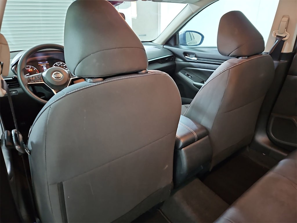 Thumbnail: 2022 Nissan Altima - 12