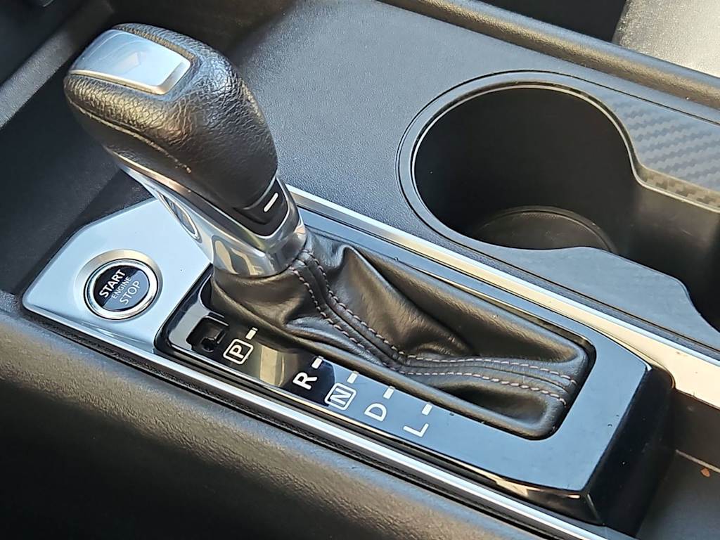 Thumbnail: 2021 Nissan Altima - 16