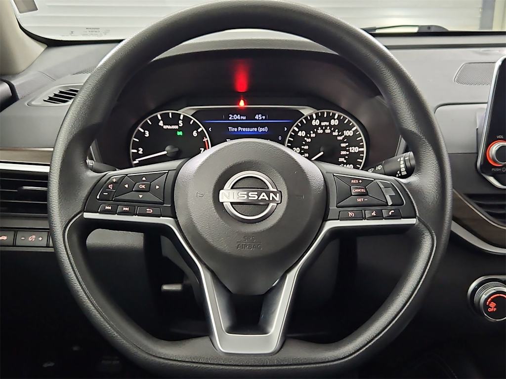 Thumbnail: 2023 Nissan Altima - 14