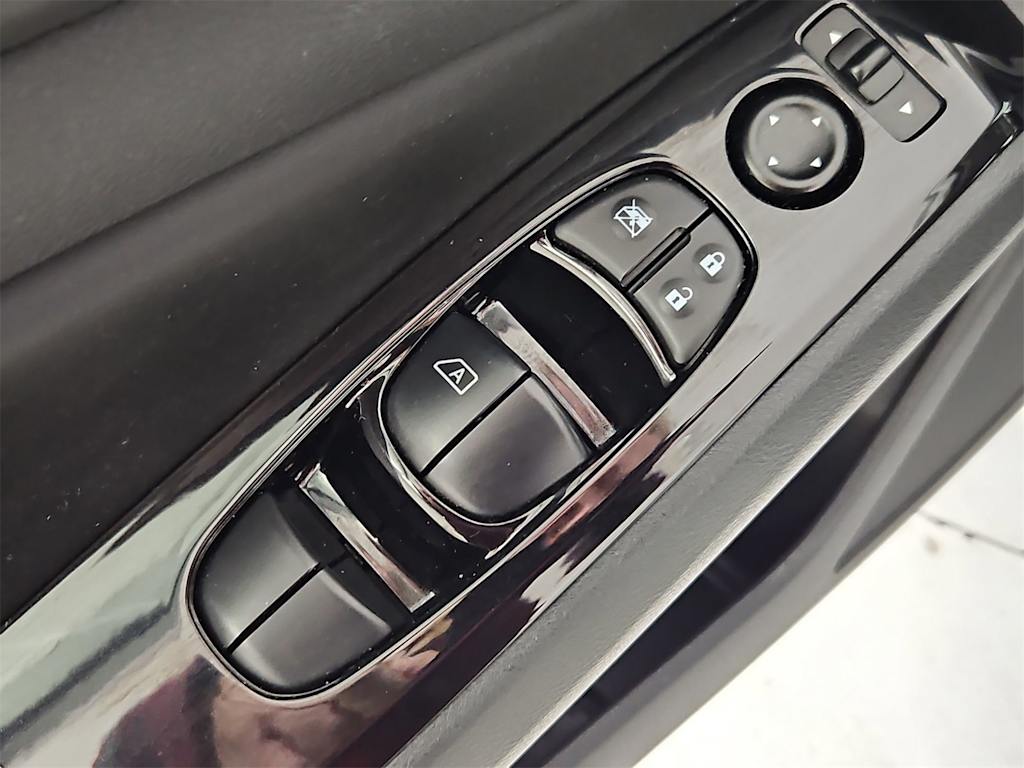 Thumbnail: 2023 Nissan Altima - 26