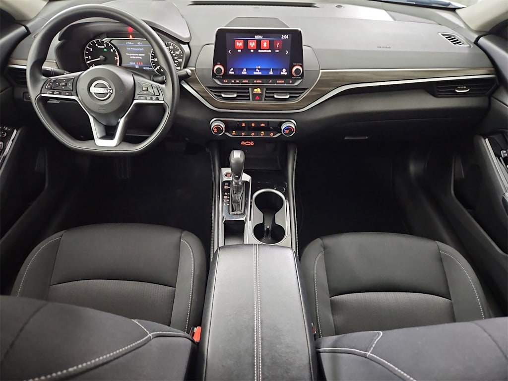 Thumbnail: 2023 Nissan Altima - 10