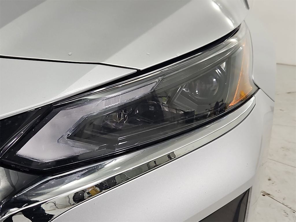 Thumbnail: 2023 Nissan Altima - 24