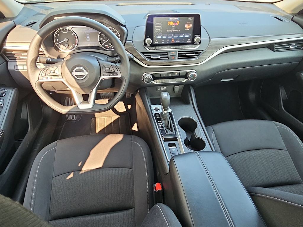 Thumbnail: 2025 Nissan Altima - 10
