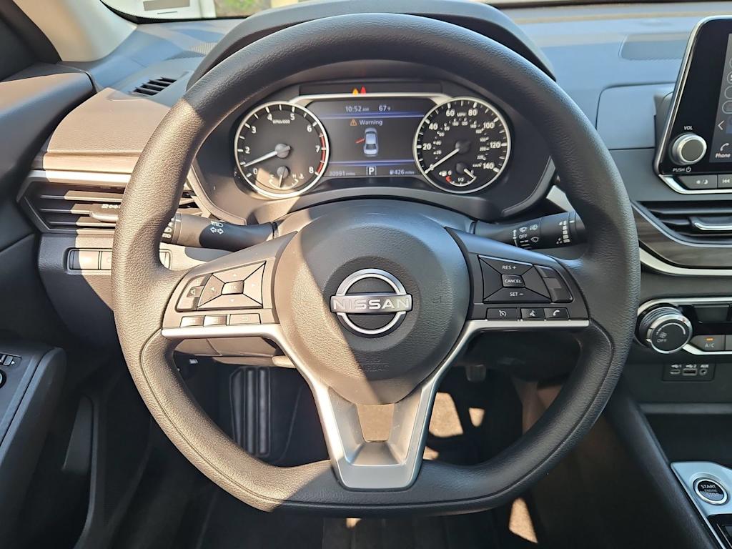 Thumbnail: 2025 Nissan Altima - 14
