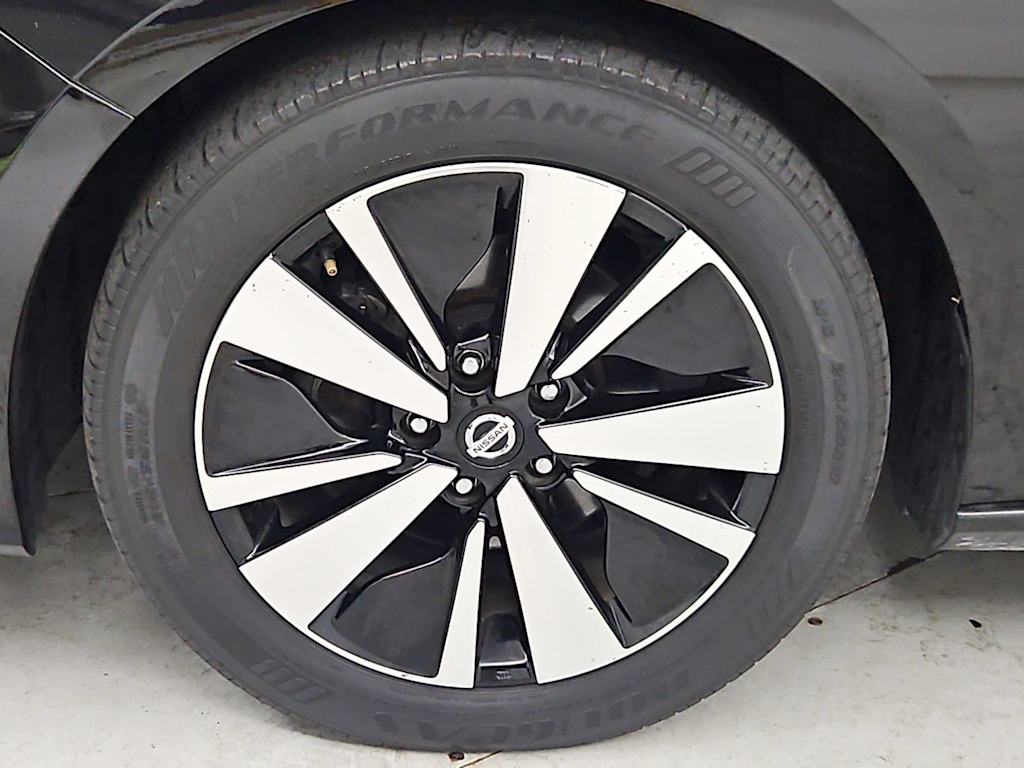 Thumbnail: 2019 Nissan Altima - 8