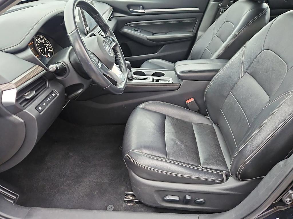 Thumbnail: 2019 Nissan Altima - 11
