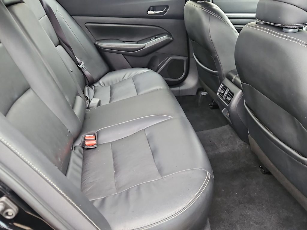 Thumbnail: 2019 Nissan Altima - 28