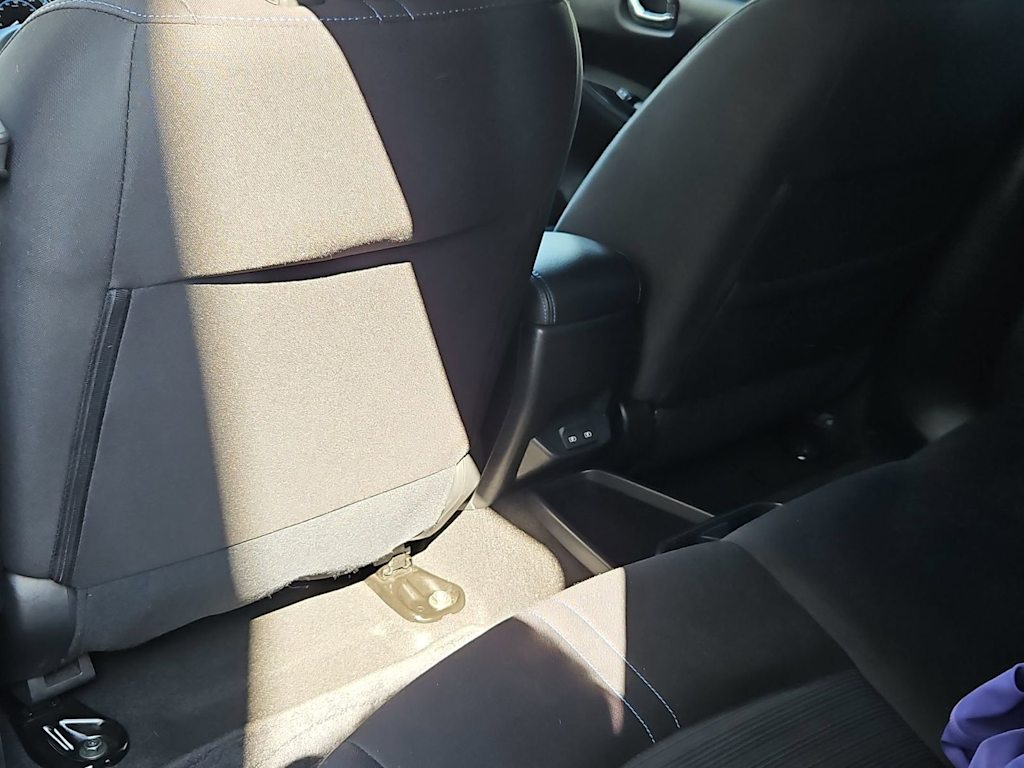 Thumbnail: 2024 Nissan Leaf - 24