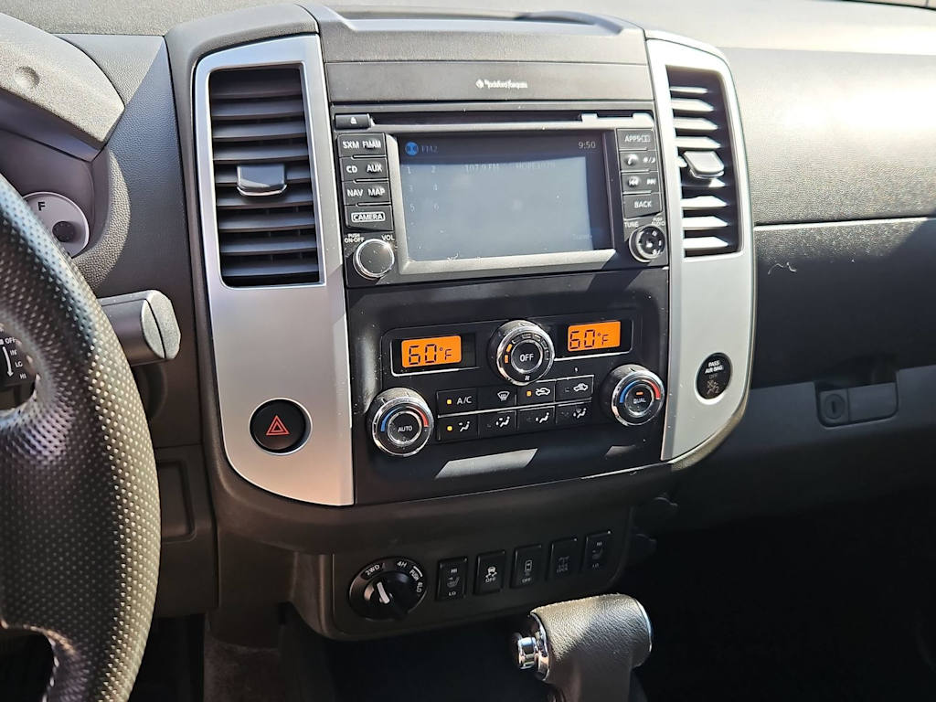 Thumbnail: 2015 Nissan Frontier - 15