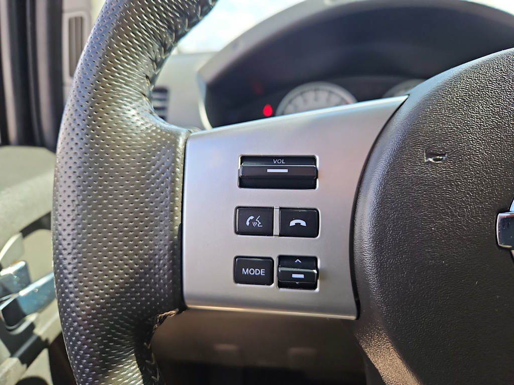 Thumbnail: 2015 Nissan Frontier - 29