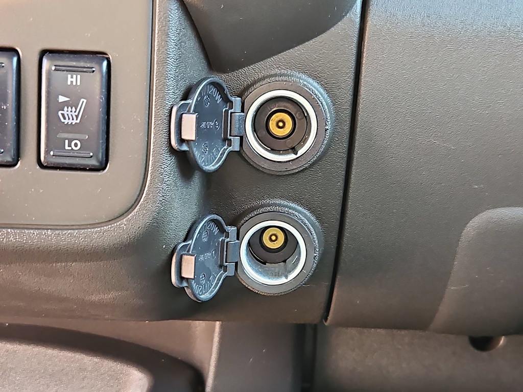Thumbnail: 2015 Nissan Frontier - 36