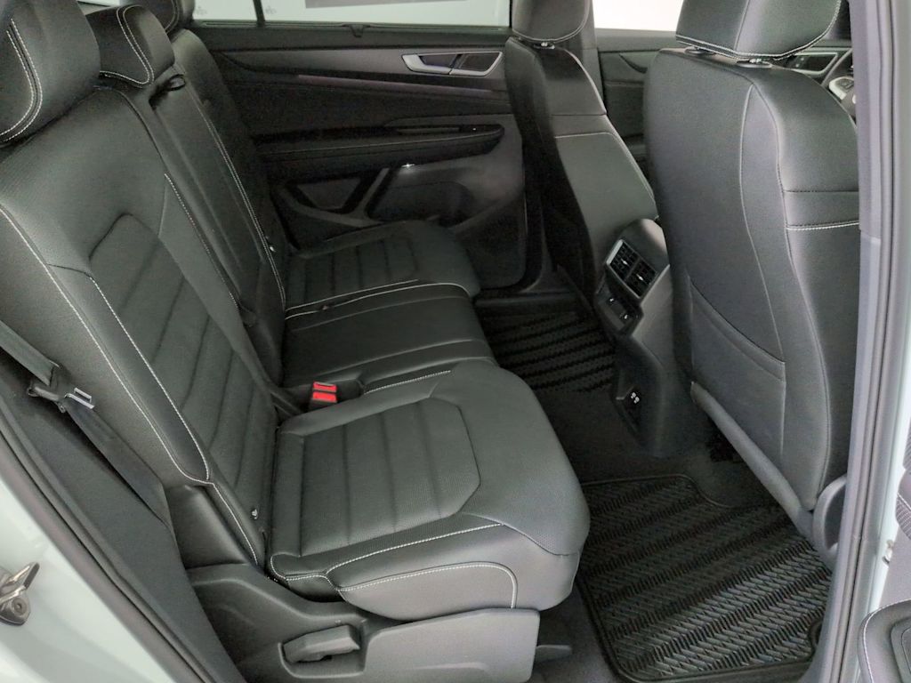 Thumbnail: 2026 Volkswagen Atlas - 28