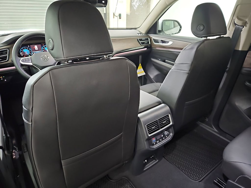 Thumbnail: 2026 Volkswagen Atlas - 12