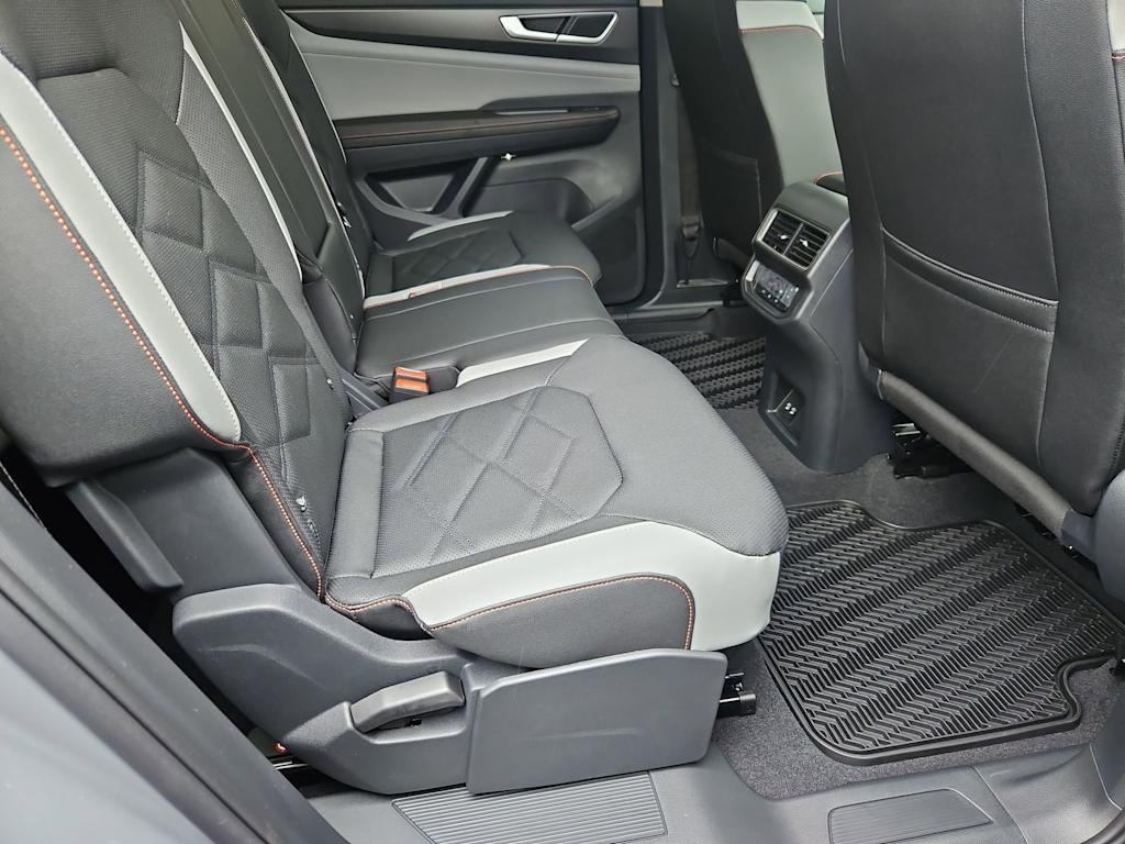 Thumbnail: 2026 Volkswagen Atlas - 27