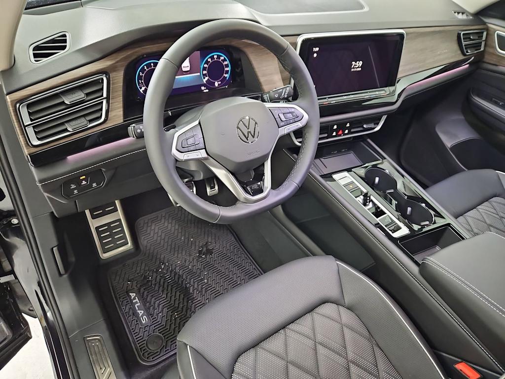 Thumbnail: 2026 Volkswagen Atlas - 2