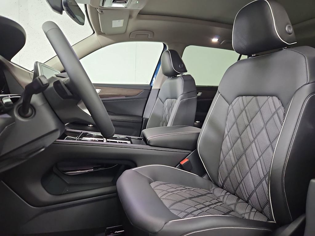 Thumbnail: 2026 Volkswagen Atlas - 11