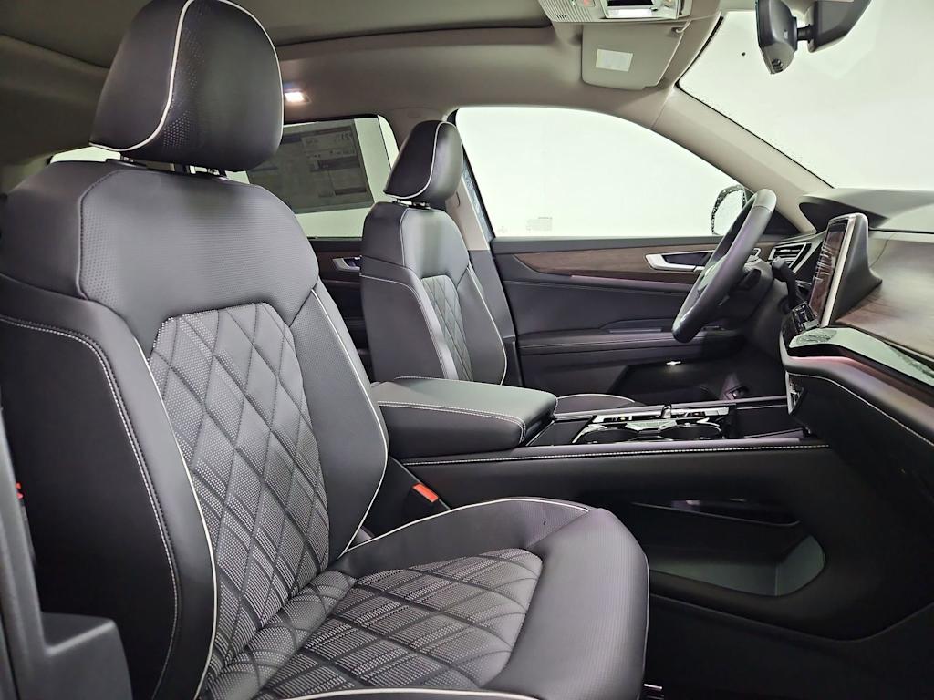Thumbnail: 2026 Volkswagen Atlas - 12