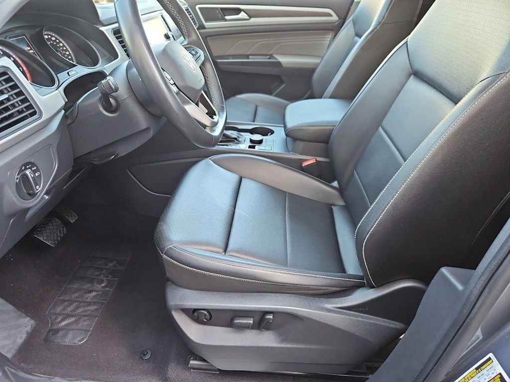 Thumbnail: 2021 Volkswagen Atlas - 11