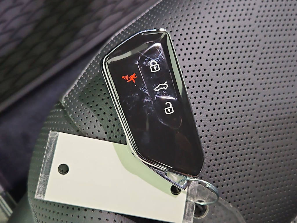 Thumbnail: 2026 Volkswagen ID.4 - 18