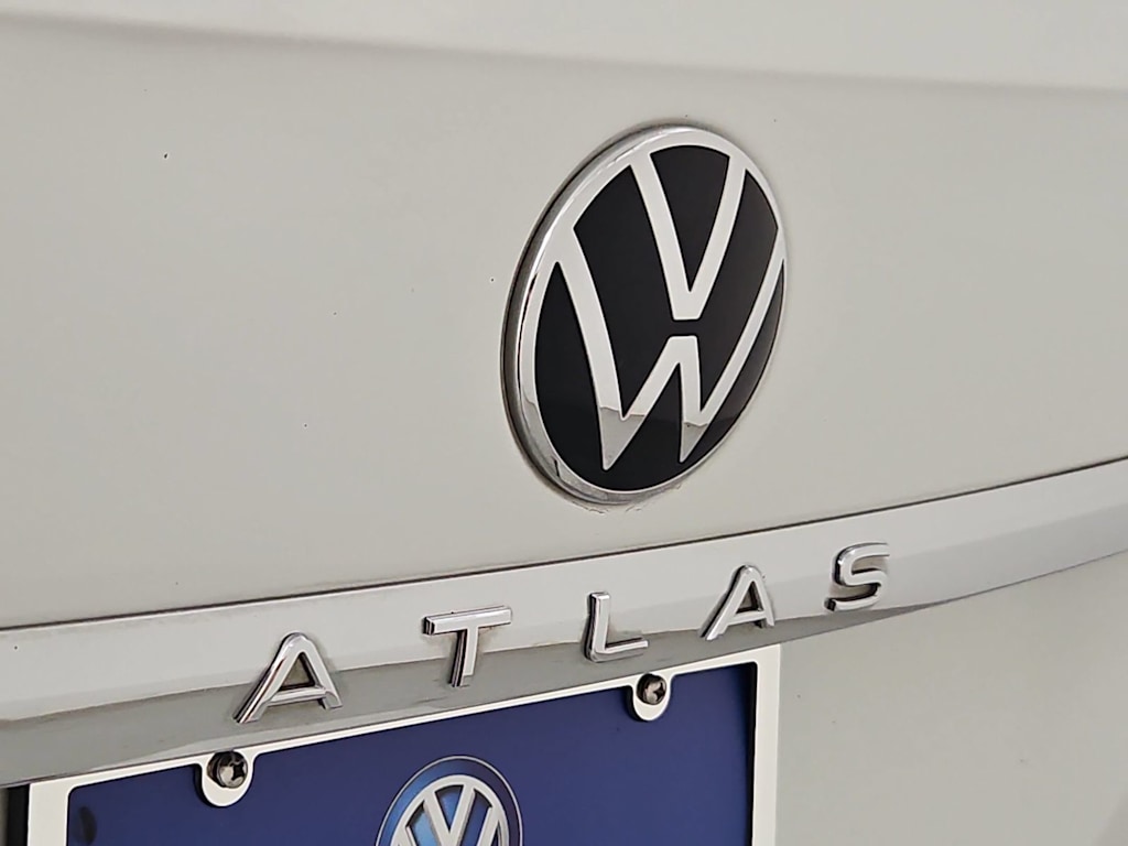 Thumbnail: 2023 Volkswagen Atlas - 25