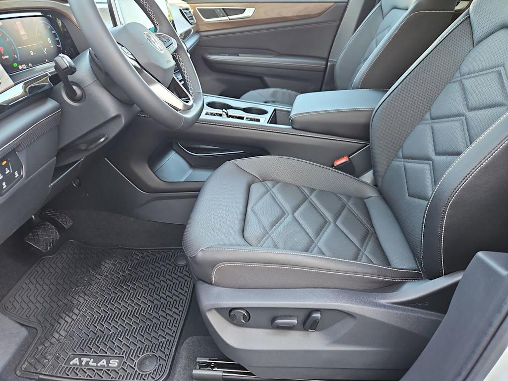 Thumbnail: 2026 Volkswagen Atlas - 11