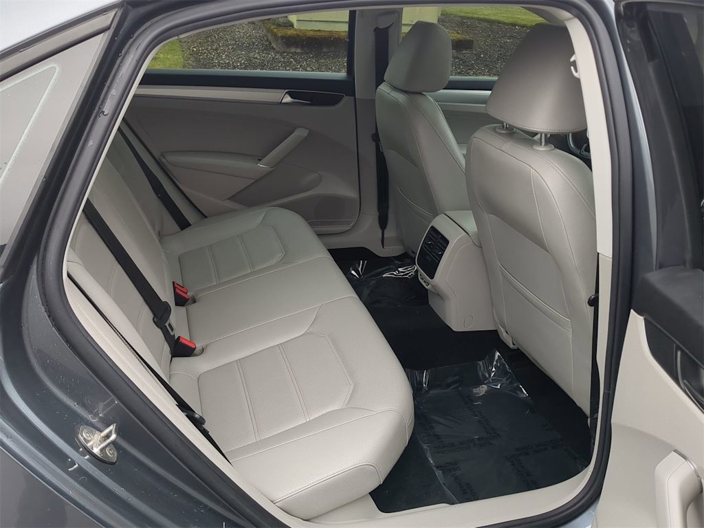 Thumbnail: 2019 Volkswagen Passat - 27