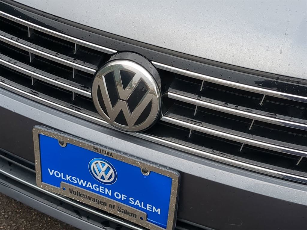 Thumbnail: 2019 Volkswagen Passat - 7