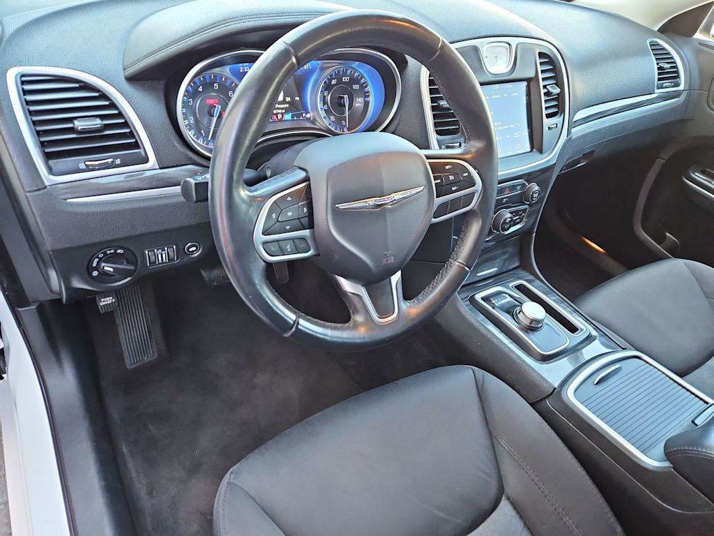 Thumbnail: 2018 Chrysler 300 - 2