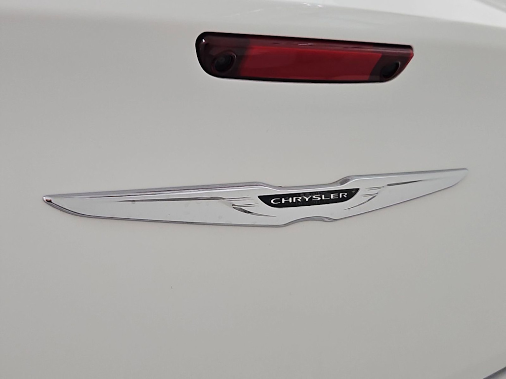 Thumbnail: 2018 Chrysler 300 - 7