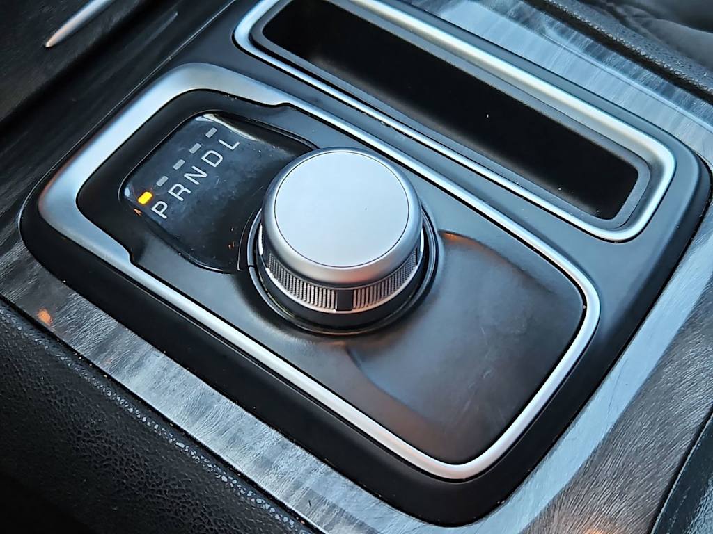 Thumbnail: 2018 Chrysler 300 - 34