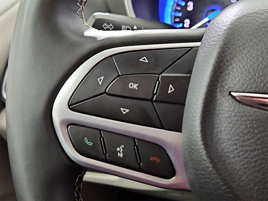 Thumbnail: 2024 Chrysler Pacifica - 27