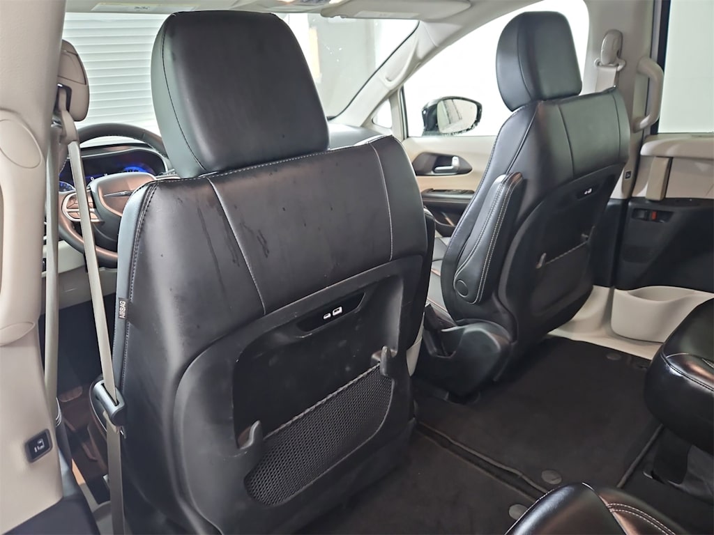 Thumbnail: 2024 Chrysler Pacifica - 13