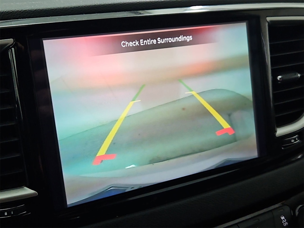 Thumbnail: 2024 Chrysler Pacifica - 32