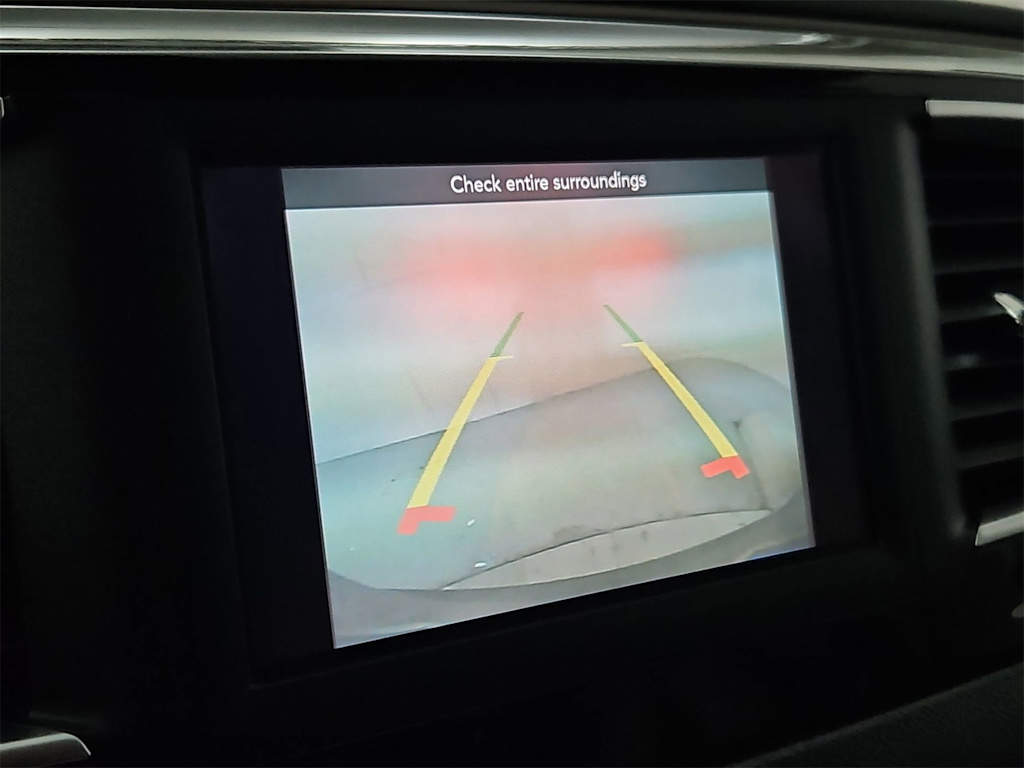 Thumbnail: 2021 Chrysler Voyager - 32