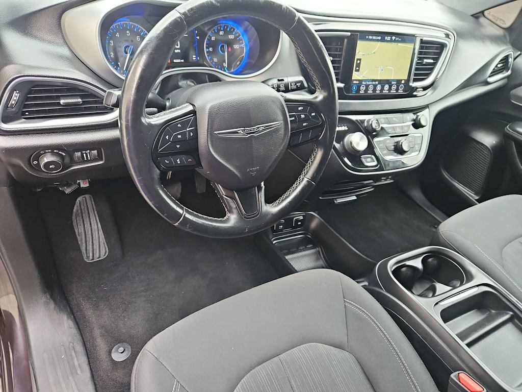 Thumbnail: 2018 Chrysler Pacifica - 2
