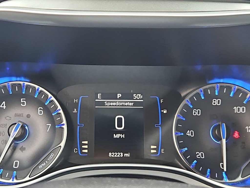 Thumbnail: 2018 Chrysler Pacifica - 16