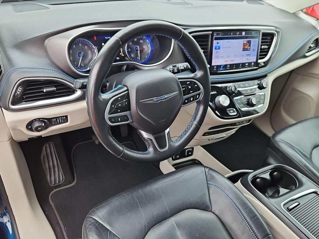 Thumbnail: 2021 Chrysler Pacifica - 2